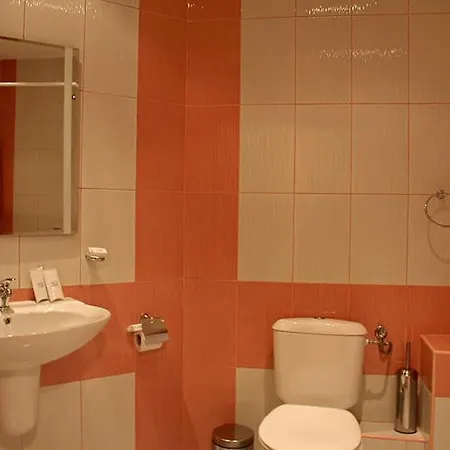 South - New Management And Free Access 茨雷沃