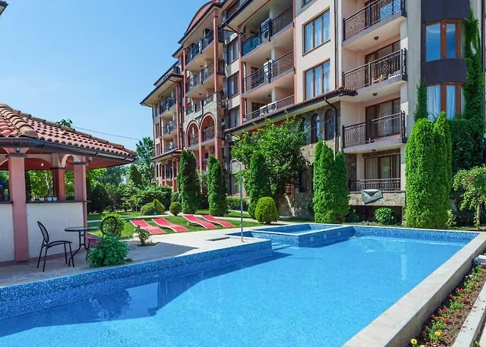 Хотел South - New Management And Free Access