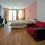 Hotel South - New Management And Free Access Țarevo