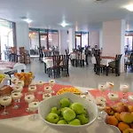 Hotel South - New Management And Free Access Țarevo