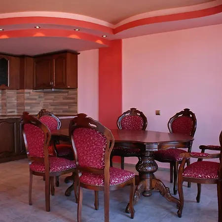 South Beach - New Management And Free Beach Access Hotel Tsarevo