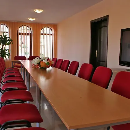 South Beach - New Management And Free Beach Access Hotel 4*