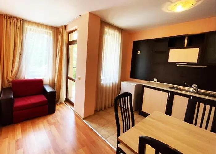 South - New Management And Free Access Hotel Tsarevo