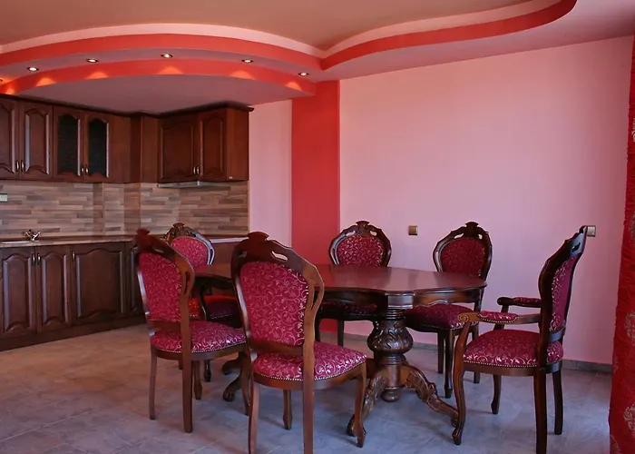 South - New Management And Free Access Hotel Tsarevo