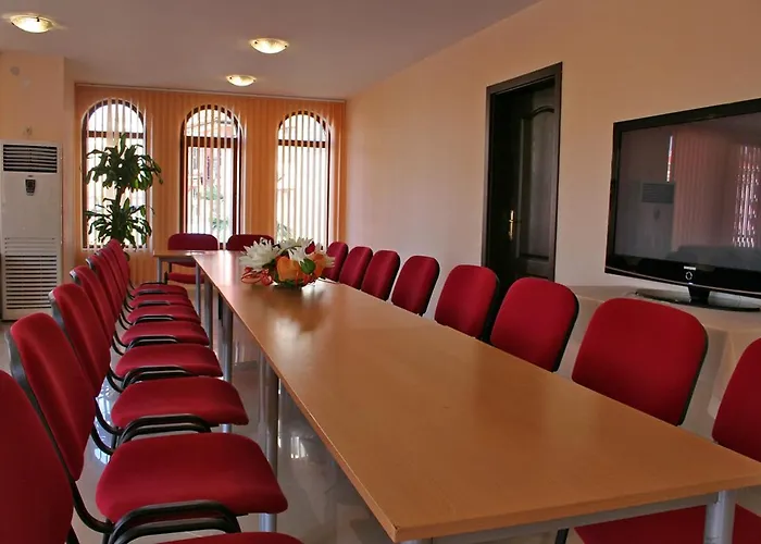 South - New Management And Free Access Hotel 4*