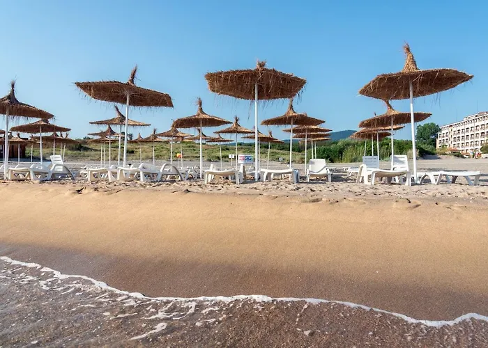 Hotel South - New Management And Free Access Tsarevo